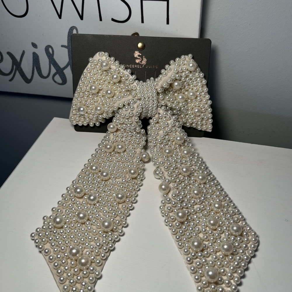 Sincerely Jules Pearl Embellished Bow